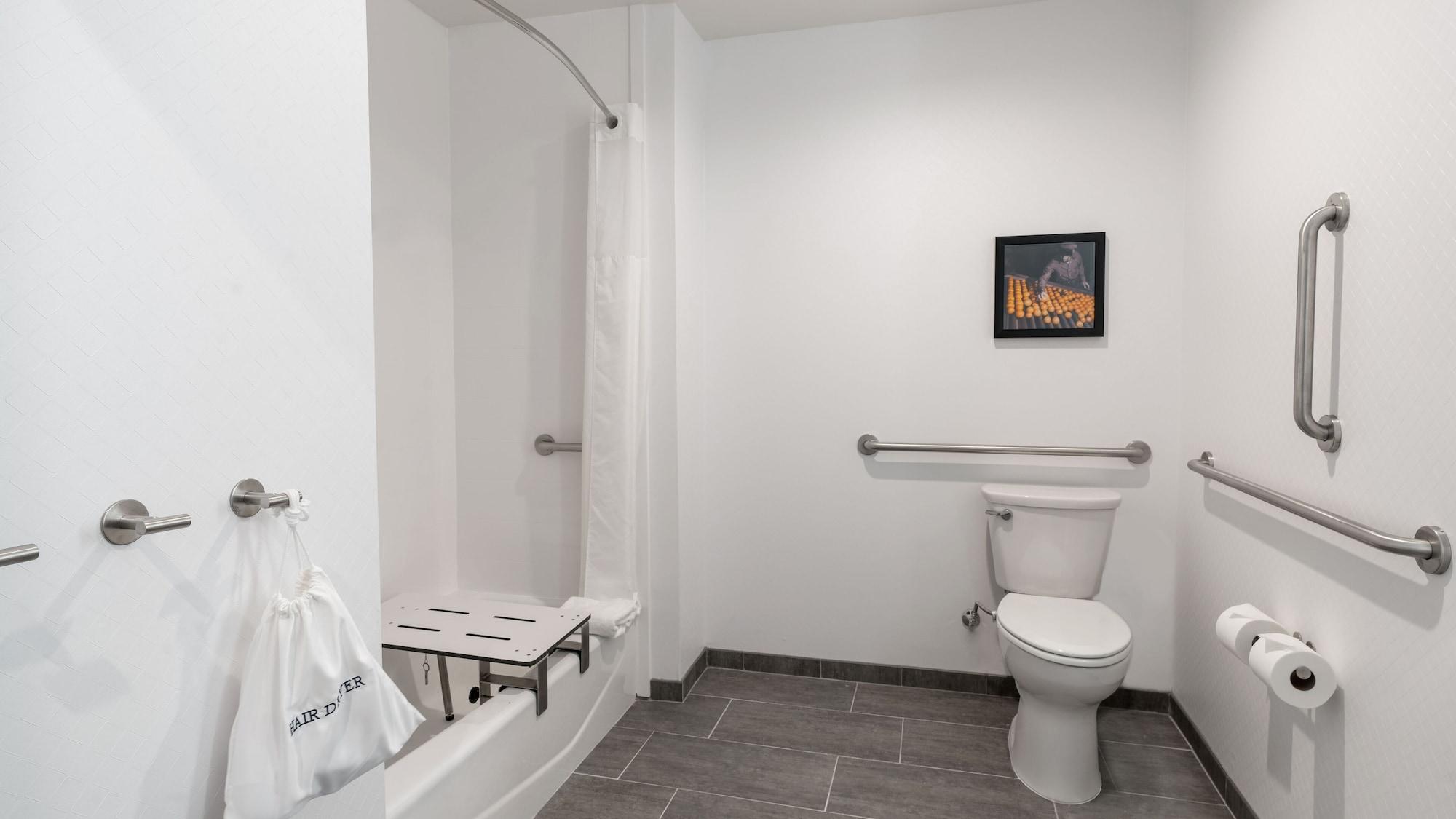 Hampton Inn Riverside Downtown Bagian luar foto