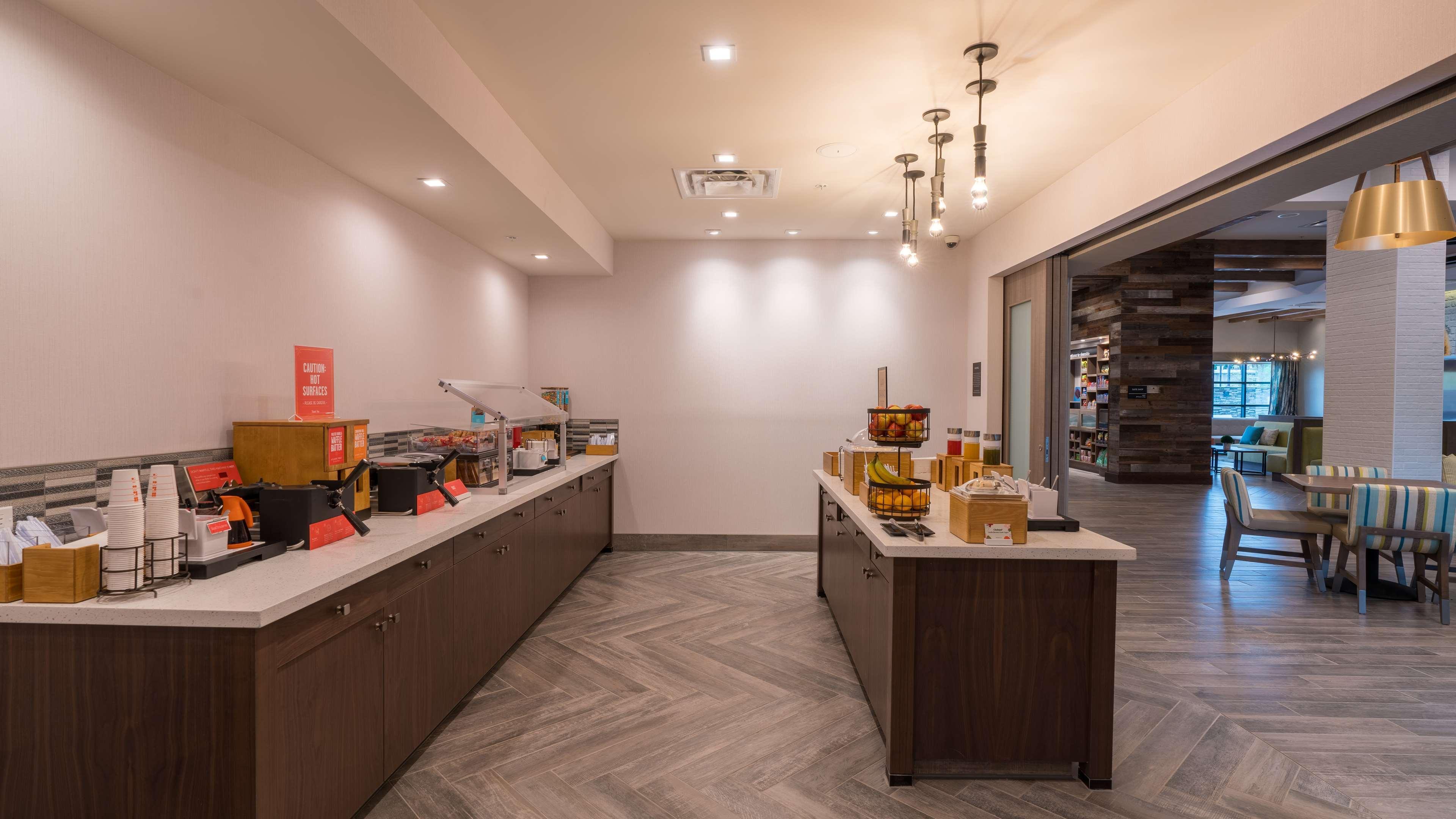 Hampton Inn Riverside Downtown Bagian luar foto