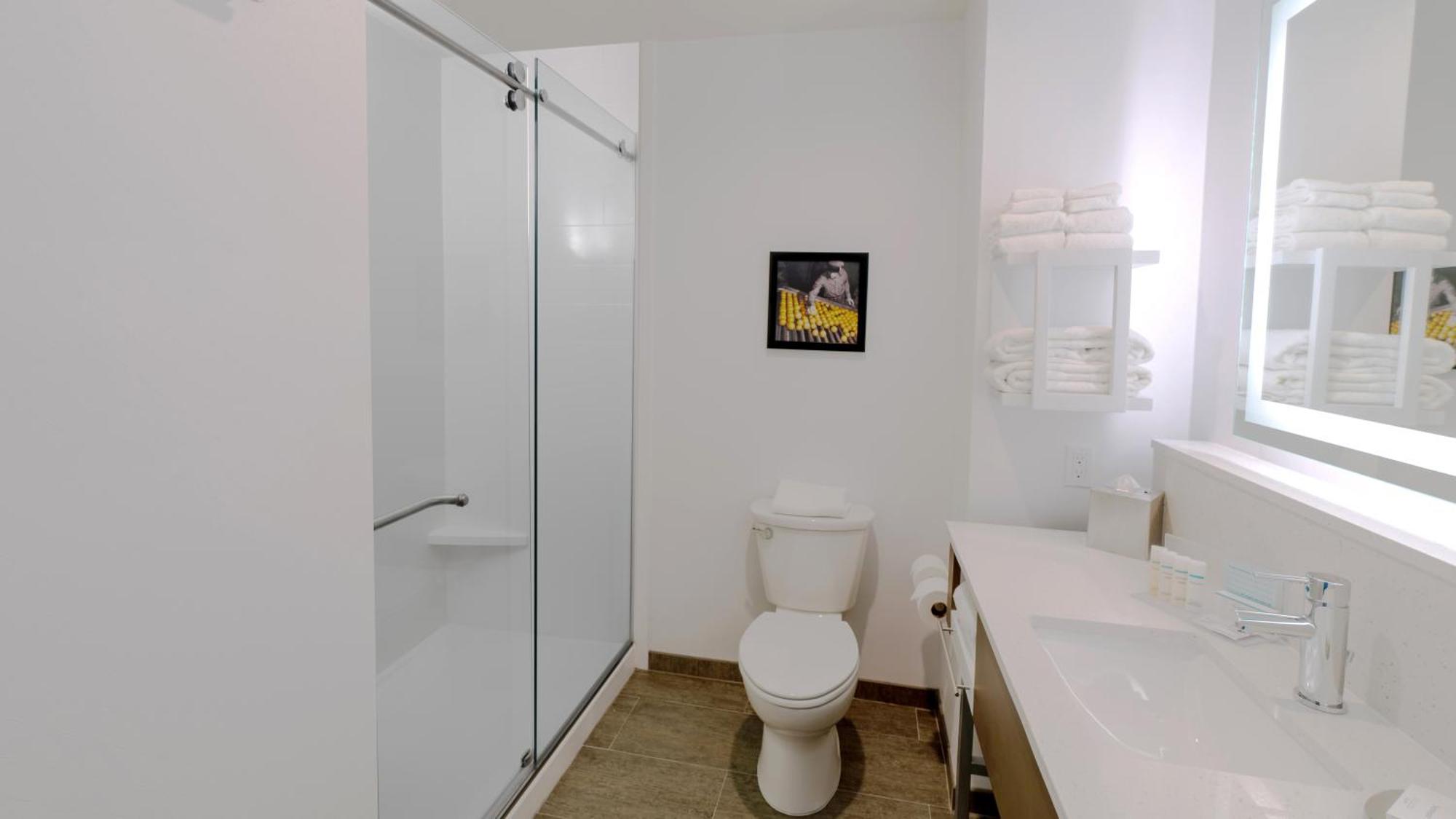 Hampton Inn Riverside Downtown Bagian luar foto